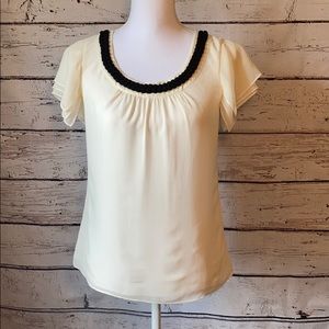 Banana Republic Cream Ruffle sleeve top XS